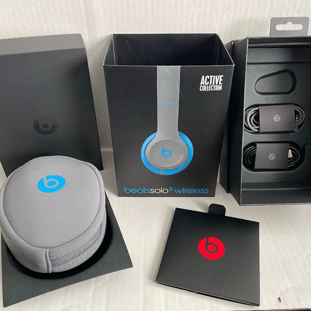 Beats Solo2 Wireless On-Ear Headphone, Active Collection
